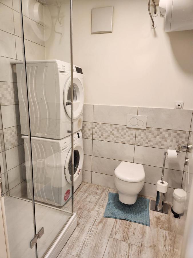 Studio Apartma V8 Марібор Екстер'єр фото